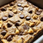 The combination of bananas and chocolate is a timeless pairing that has captured the hearts of dessert lovers for generations. The reason behind this classic duo’s popularity lies in their complementary flavors and textures. Bananas, with their natural sweetness and creamy consistency, provide a soft base that beautifully offsets the rich, bold flavor of chocolate. When baked together, these ingredients create a flavor profile that is both indulgent and satisfying.